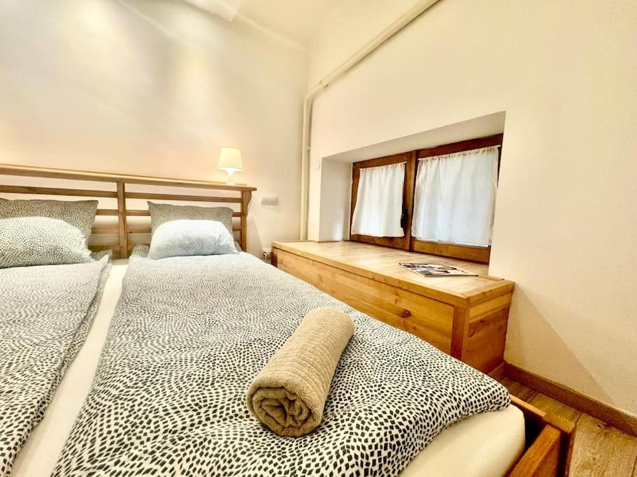 Apartment R8 2br Free Parking *